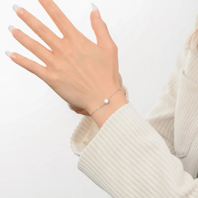 Pulsera Minimalista de Plata 925 con Moissanita
